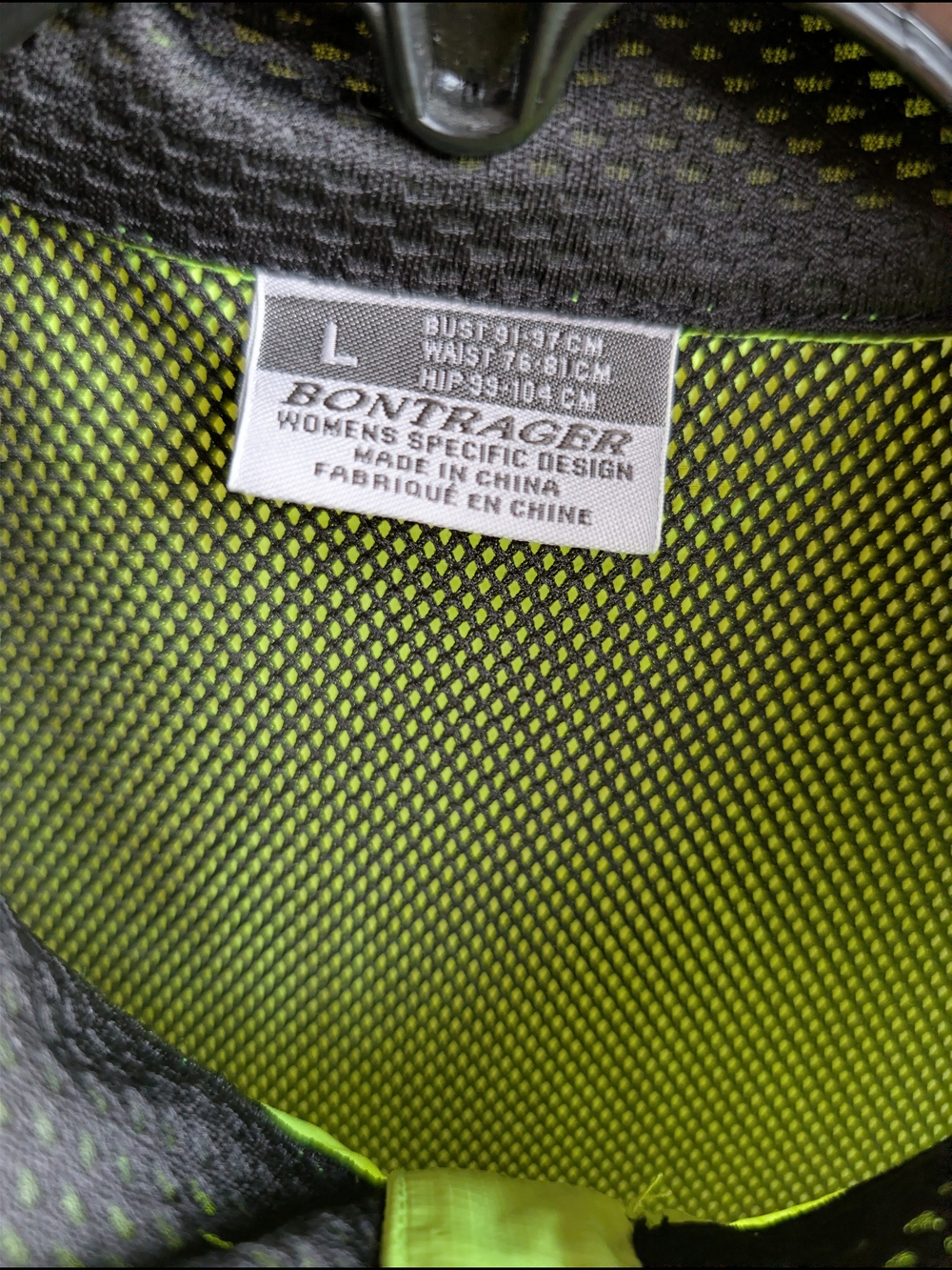 Women's Bontrager High-Visibility Yellow Lightweight Cycling Jacket - Picture 5 of 5
